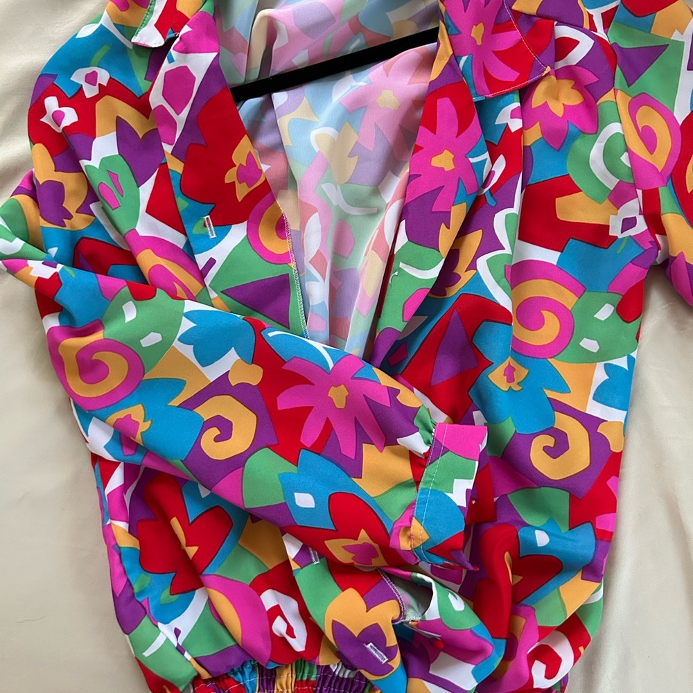 Lady Diplomat Beautiful Colorful Vintage top Sz 10